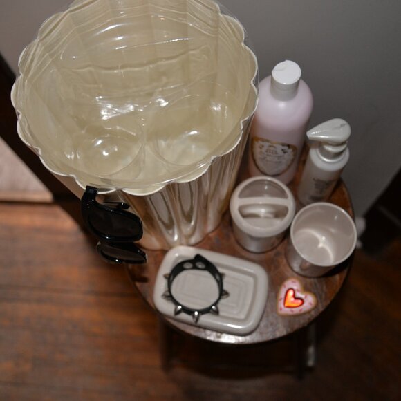 beauty love set grab bag misc lot junk drawer spike bracelet lotion heart bath - Picture 3 of 14